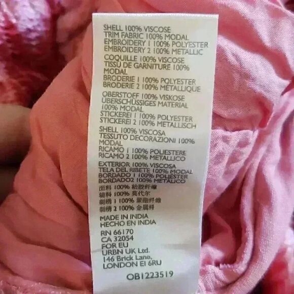 Anthropologie Luxury Velvet Embroidered Floral Pink Pants Size Small - Picture 10 of 11